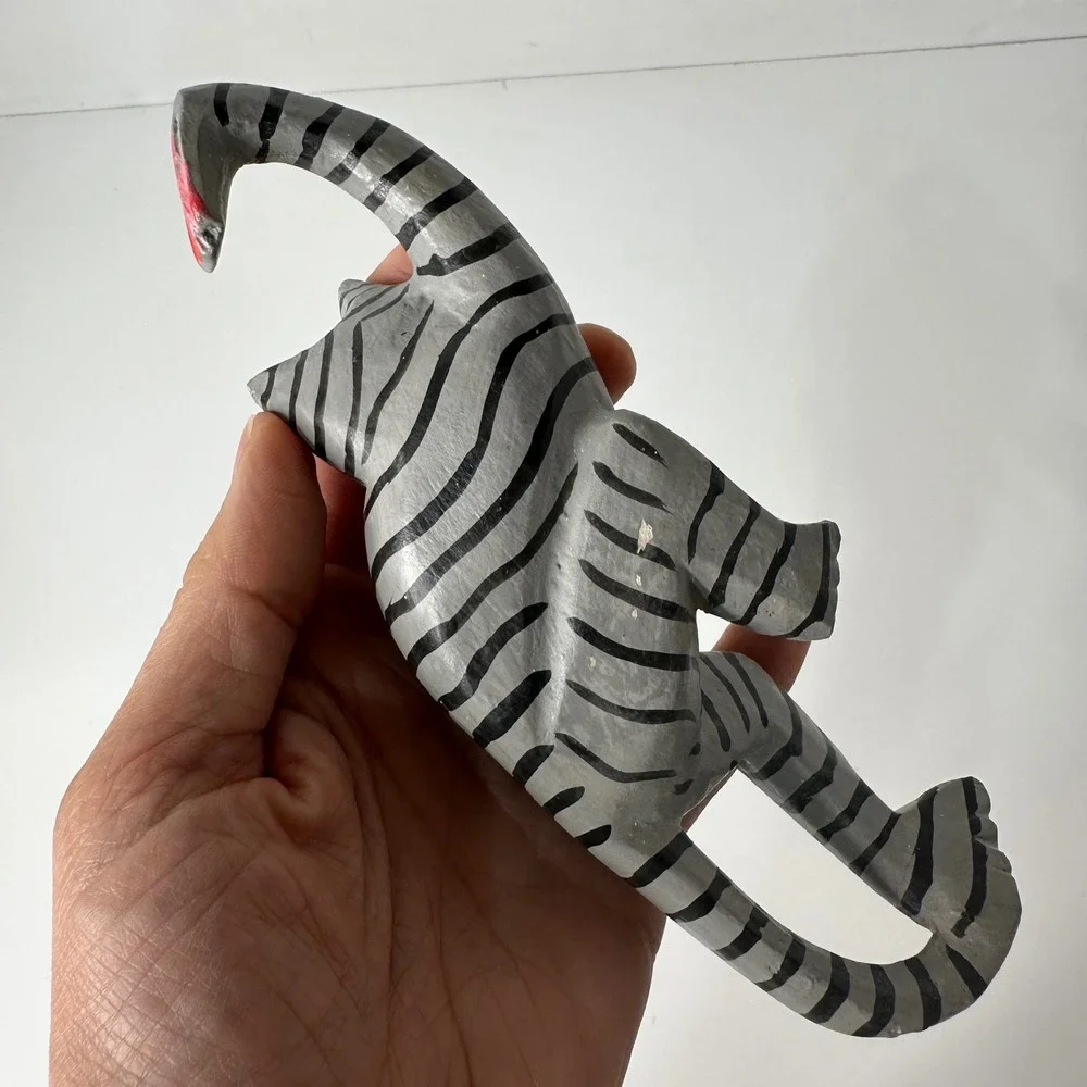 Vtg Hand Painted Grey Tabby Cat Pot Hugger Hanger Folk Art Wood Figurine Whimsy